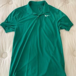 Nike Golf Polo Green Size: Small